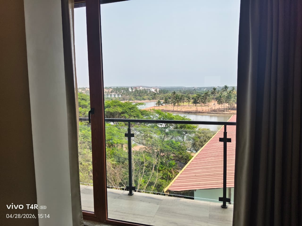 Guests at Rivermist Villa